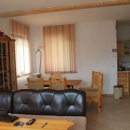 בית הארחה Panorama *