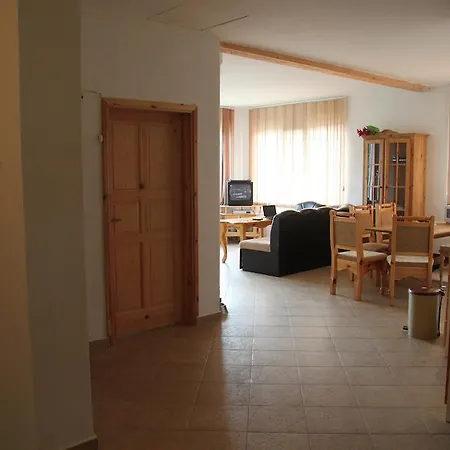 בית הארחה Panorama סמוליאן